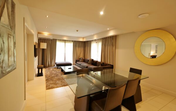 Executive Suite - Image 5