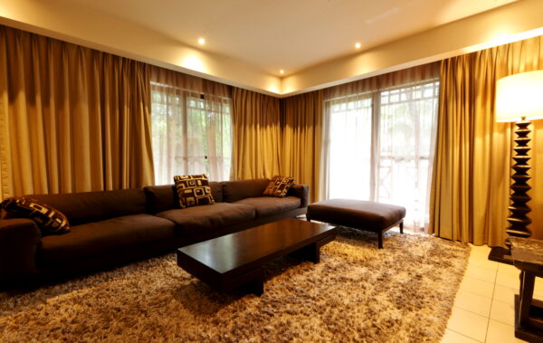 Executive Suite - Image 12